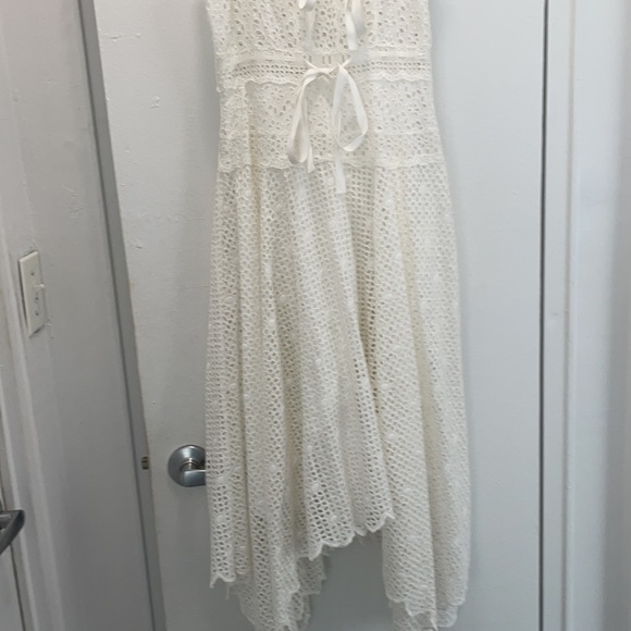 Ulla Johnson embroidered eyelet white dress - Picture 7 of 9